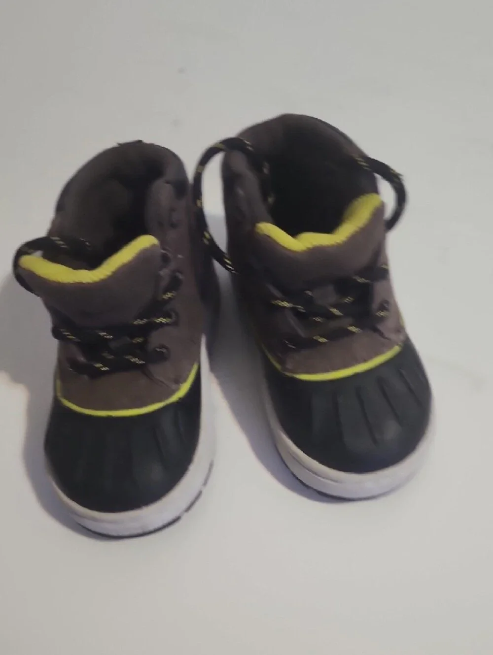 Nike Kids Black and Yellow Lace-Up Boots